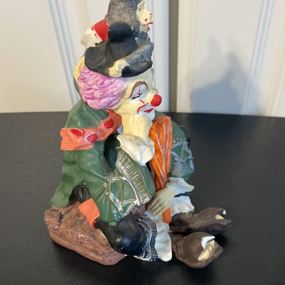 Clown Collection -Resin Figure - Picture 4 of 6